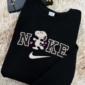 The Stranger Things Club – Tee