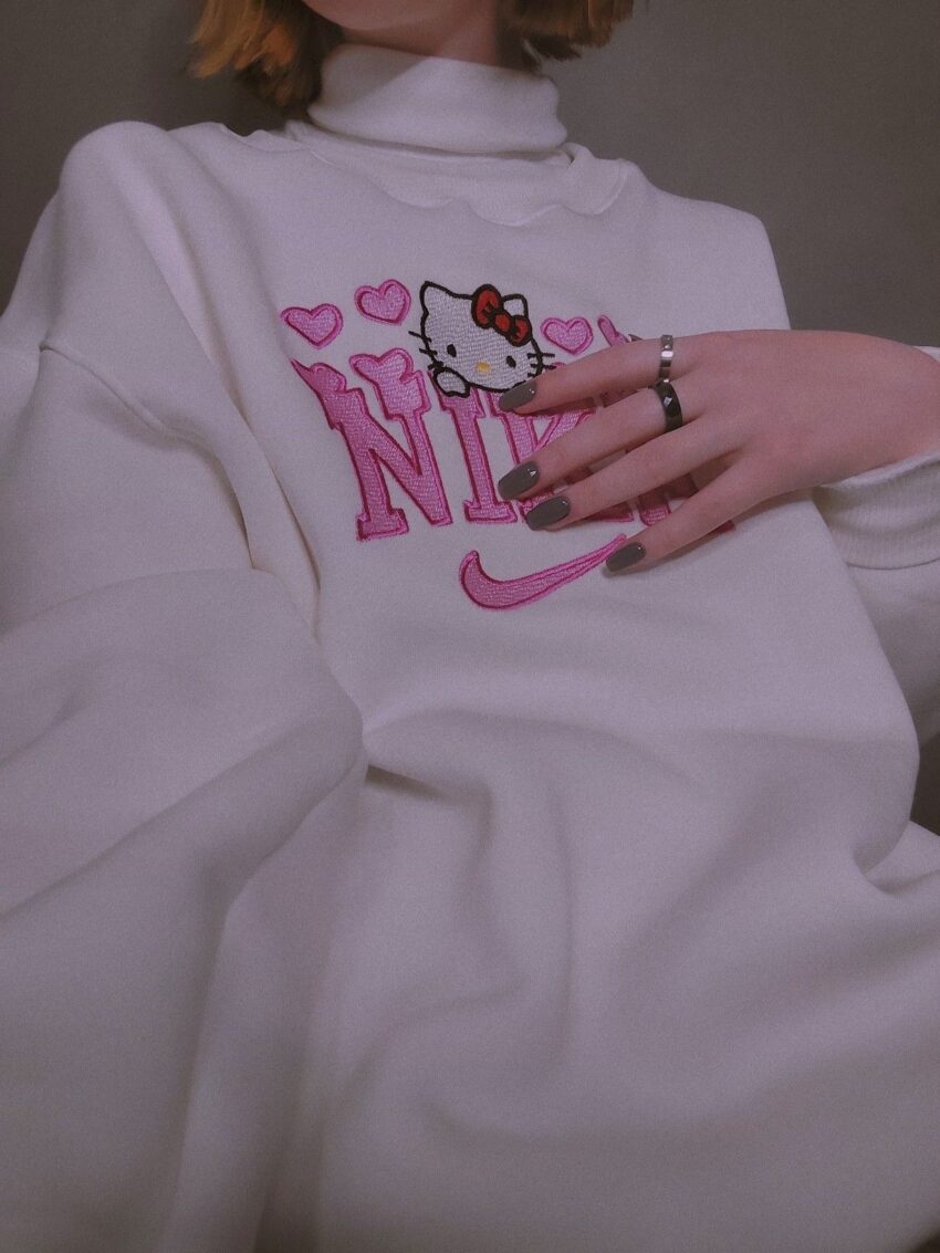 Pink Hello Kitty – Embroidered Sweatshirt