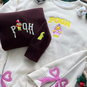 Stranger Hugs – Tee