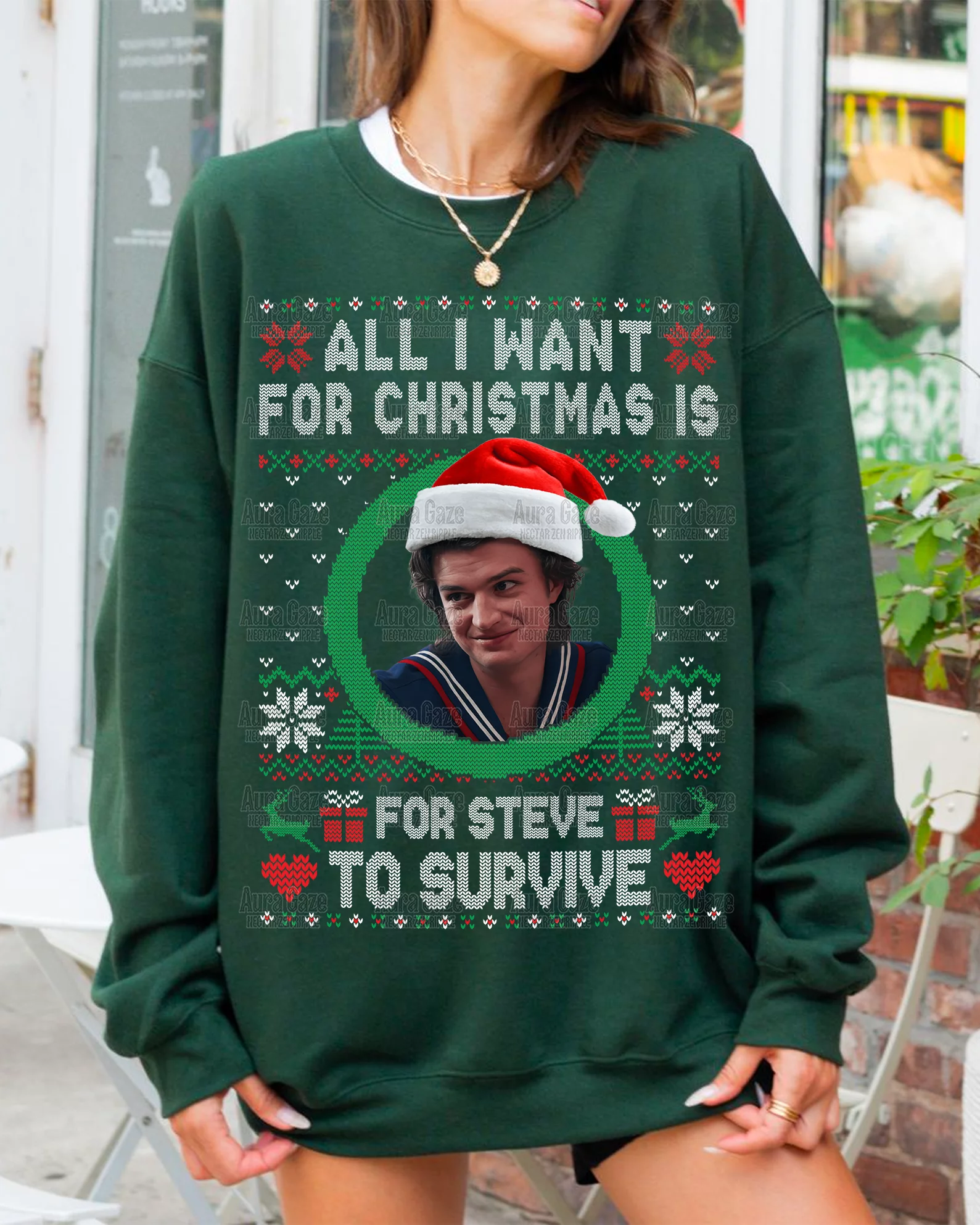 All I Want For Christmas Is For Steve To Survive – Sweatshirt All I Want For Christmas Is For Steve To Survive – Sweatshirt